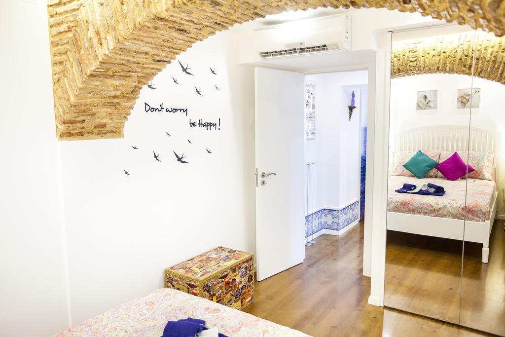 Typical Bairro Alto Apartment Lisboa Exterior foto