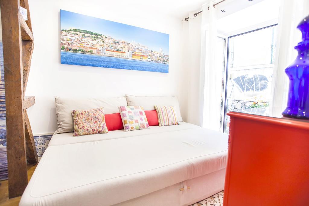 Typical Bairro Alto Apartment Lisboa Exterior foto