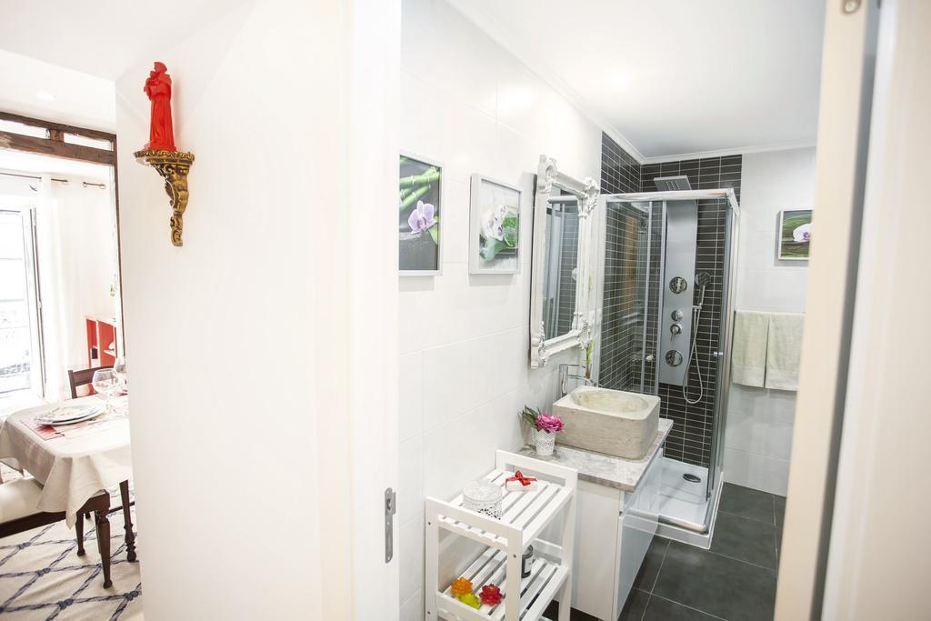 Typical Bairro Alto Apartment Lisboa Exterior foto