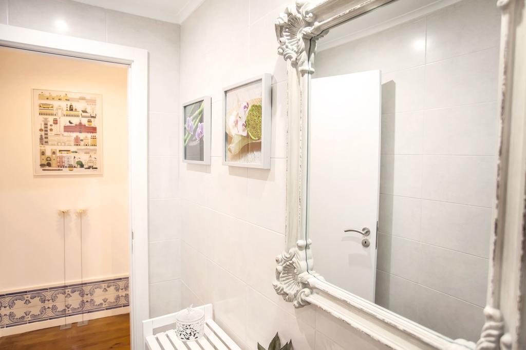 Typical Bairro Alto Apartment Lisboa Exterior foto